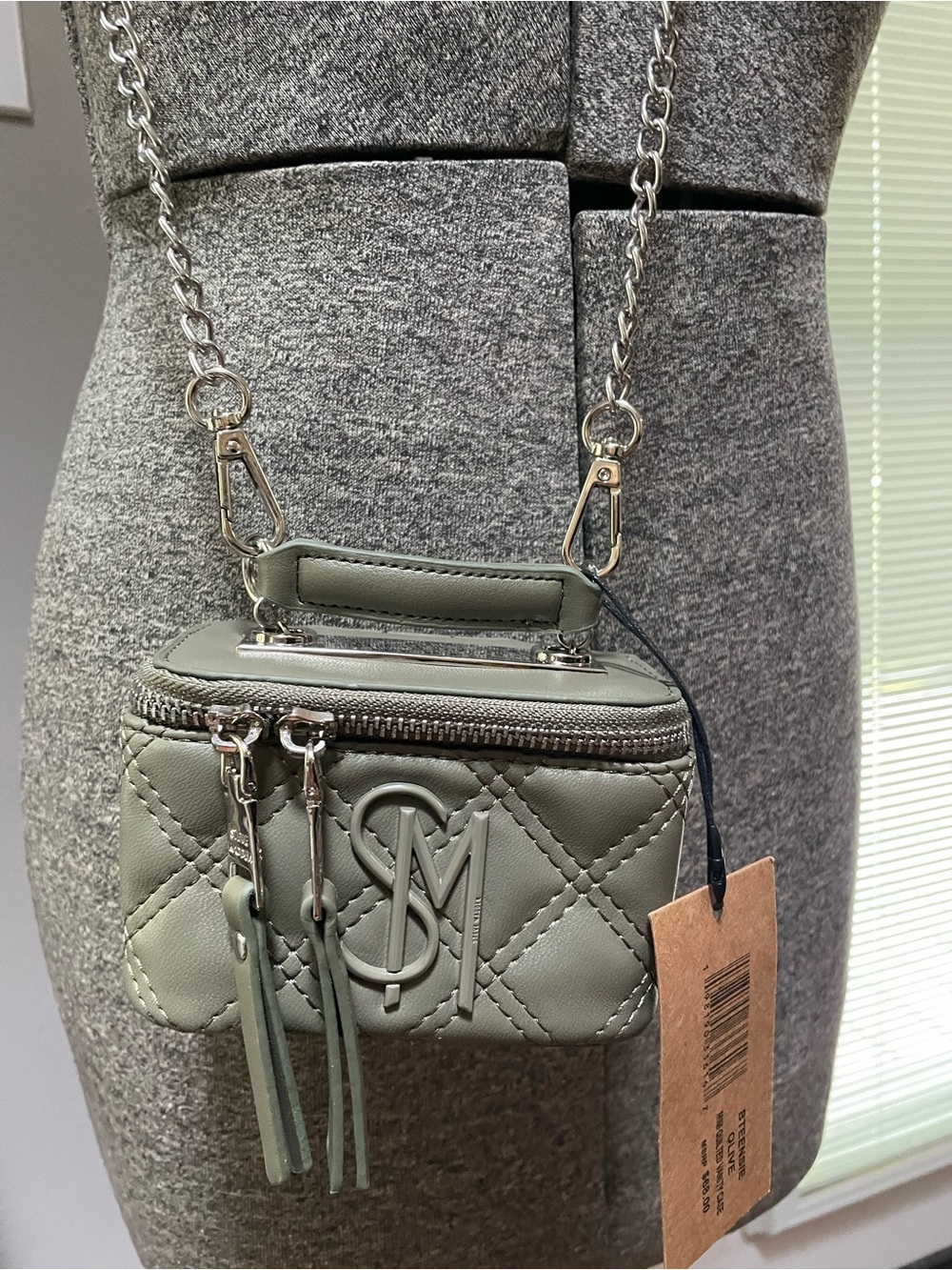 Steve Madden Mini Quilted Vanity Case Olive Crossbody - Picture 3 of 13